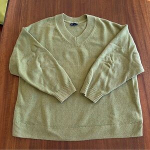 GAP CashSoft Oversized V-Neck Sweater